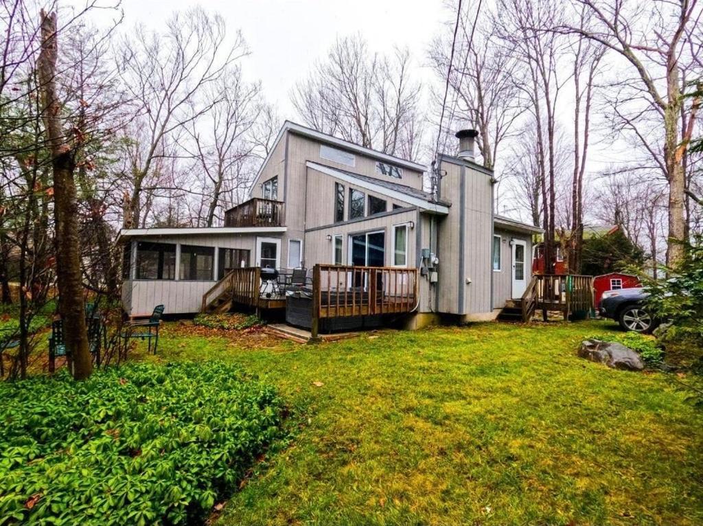 Ambiance - King Bed Cabin, Jetted-Tub & Fireplace Tobyhanna Екстер'єр фото